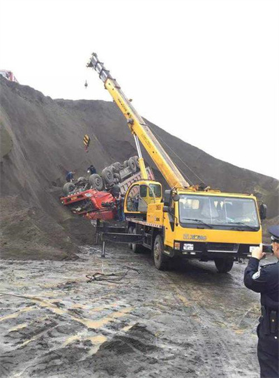 甘孜上犹道路救援